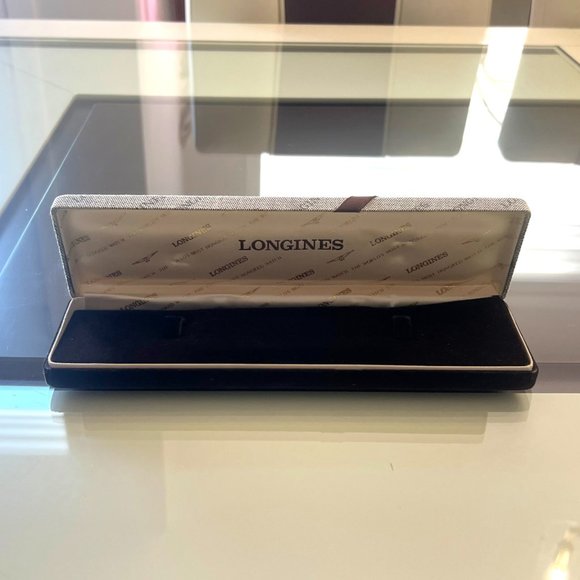 Longines Swiss Brand Logo Watch Case! - Picture 3 of 13